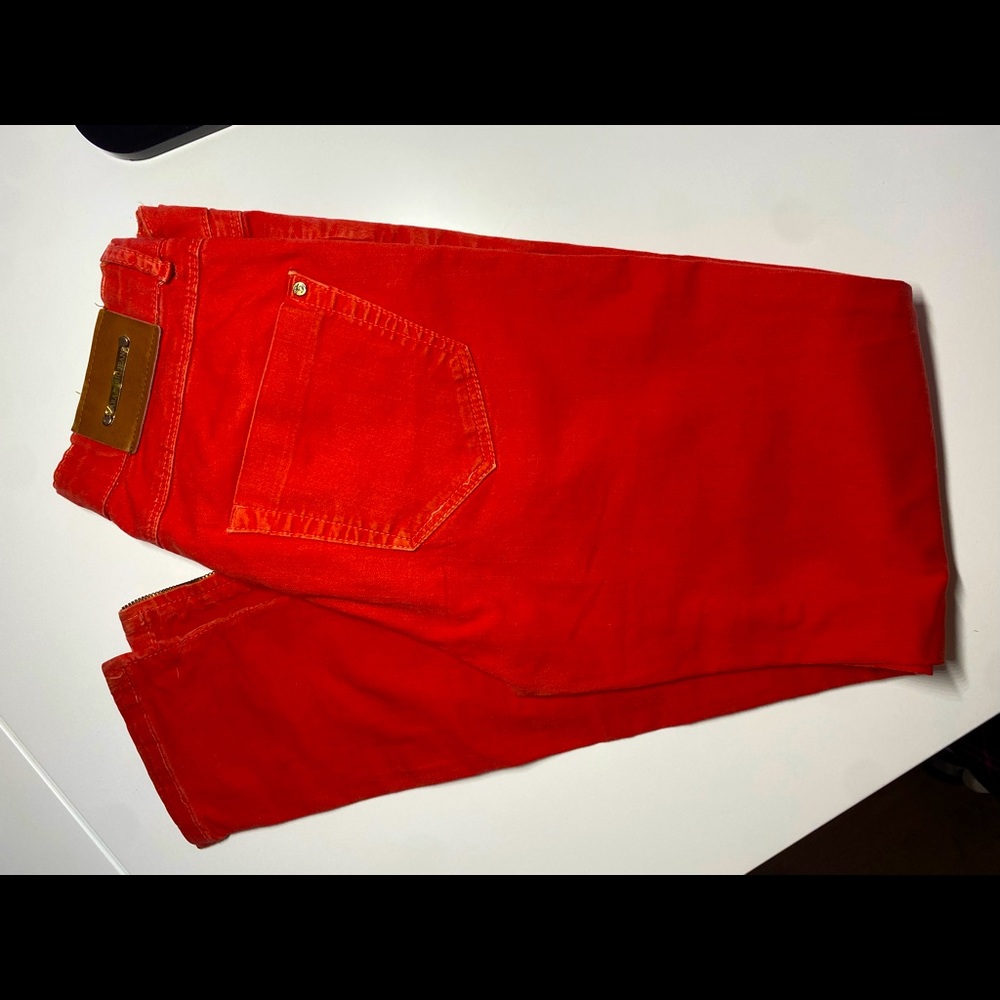 Zara, nice red , good quality ❤️✨